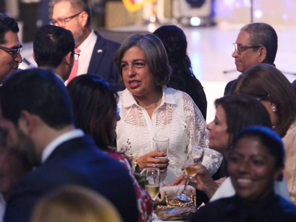 Personalidades presentes en la inauguración de la nueva embajada de EUA