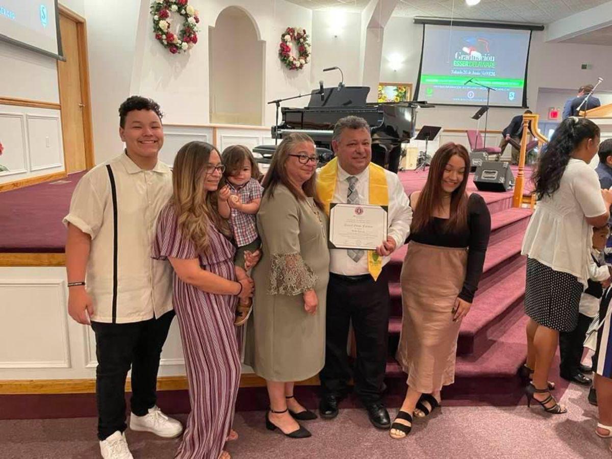 Daniel Fuentes, pastor hondureño, capturado por el ICE: salía de una tienda cuando lo atraparon