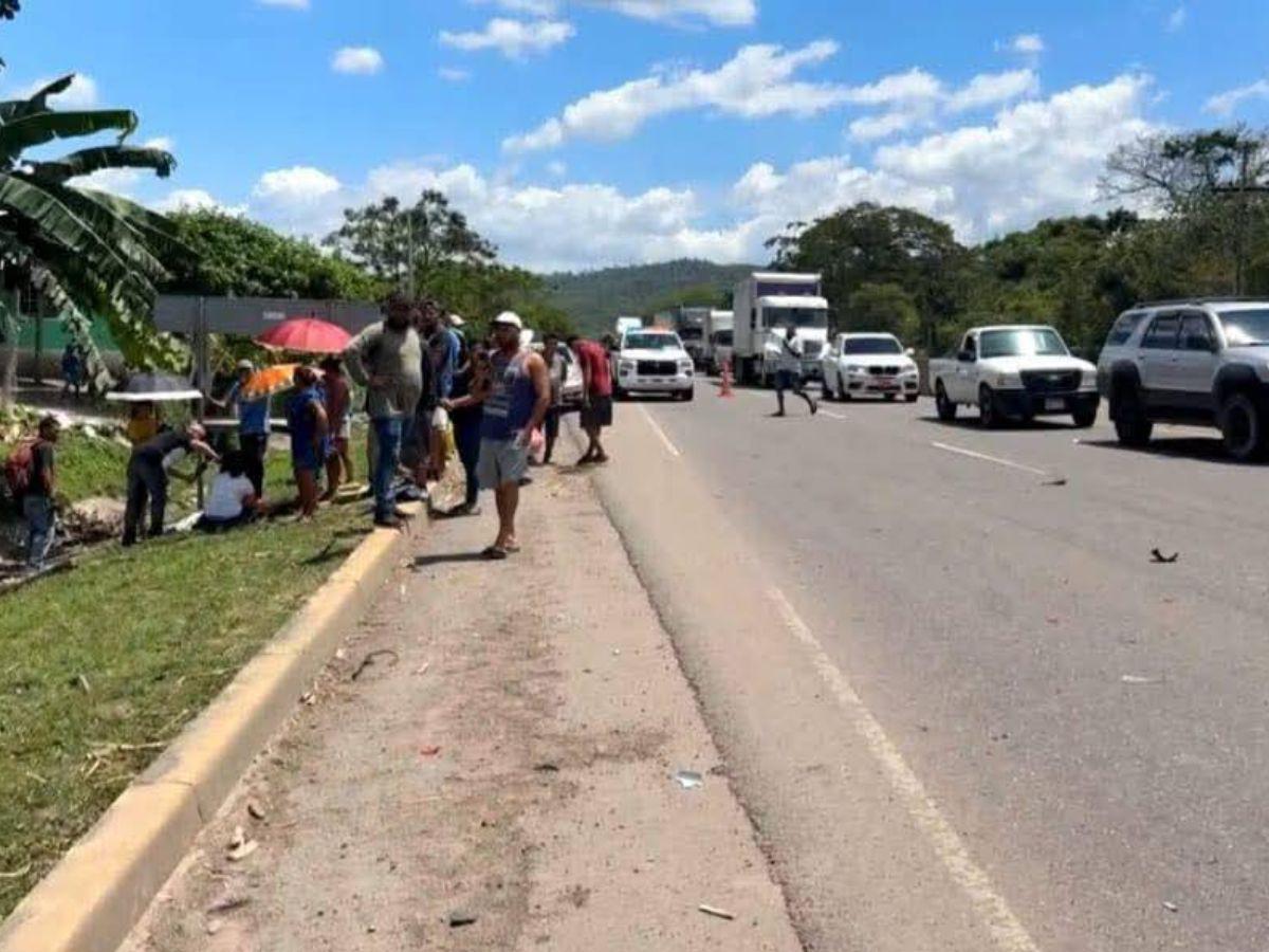 Don Israel y su nieto Joan murieron tras ser embestidos por un taxi en Potrerillos, Cortés