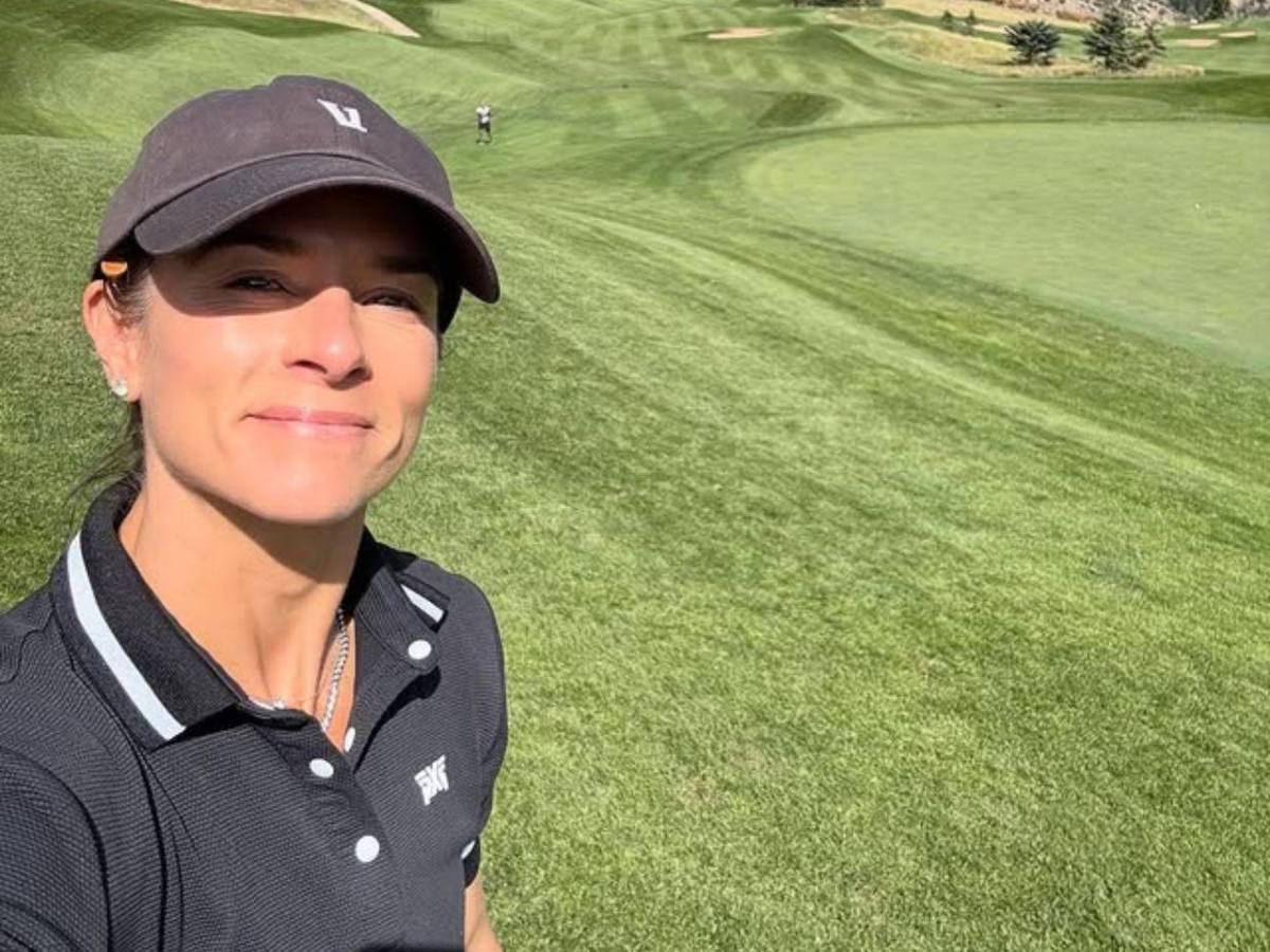 Danica Patrick afirma que Bad Bunny “no debería actuar” en el Super Bowl