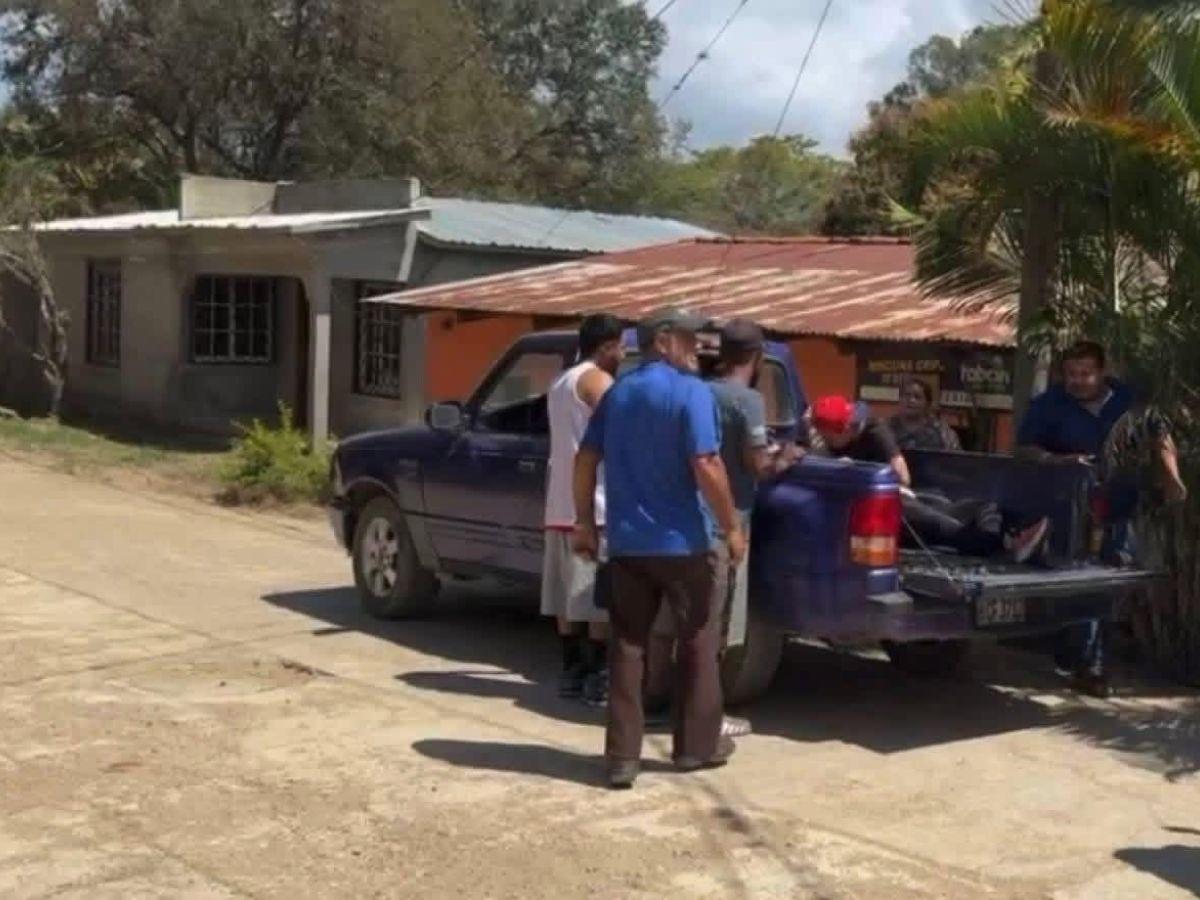 Karla Ramos intentó escapar de los sicarios y fue asesinada en el solar de su casa