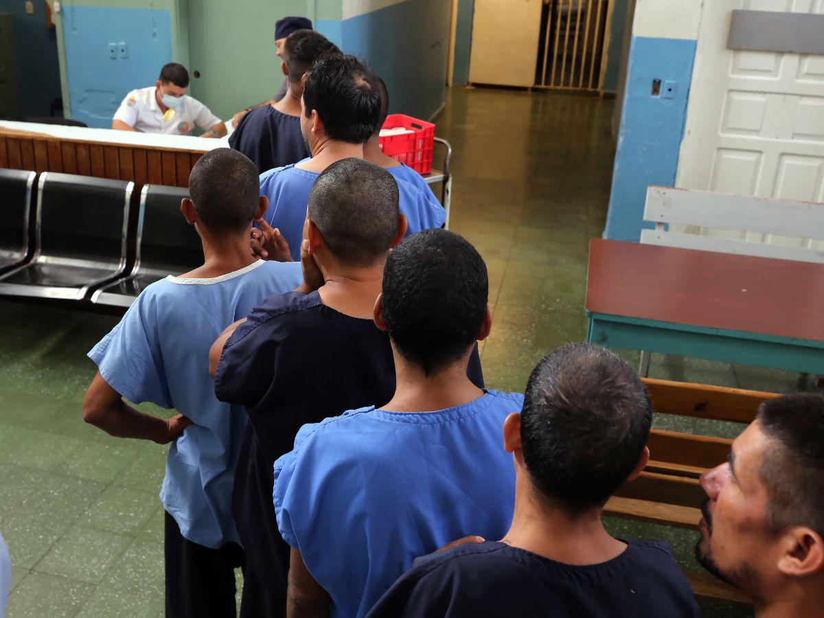 Judicializados y no judicializados conviven en las salas del Mario Mendoza, el problema emana de los privados de libertad y el proceso legal que genera gastos extra y por la lentitud de los jueces que conocieron la causa de los ahora abandonados.