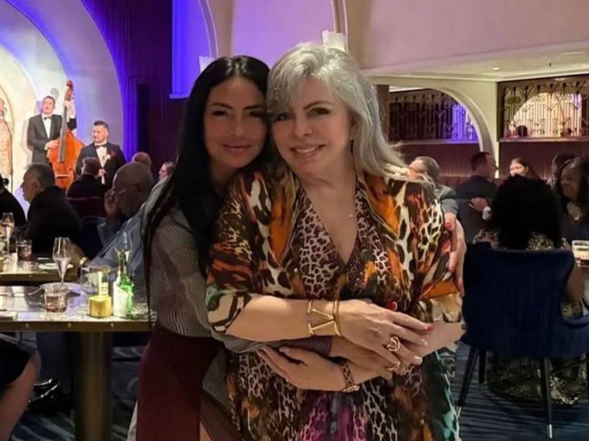 ¿Cristian Castro golpeó a su madre Verónica Castro? El artista se sincera