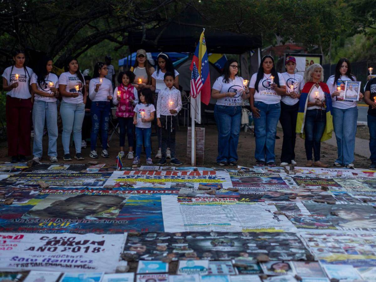 Siguen vigilias por los presos políticos en Venezuela
