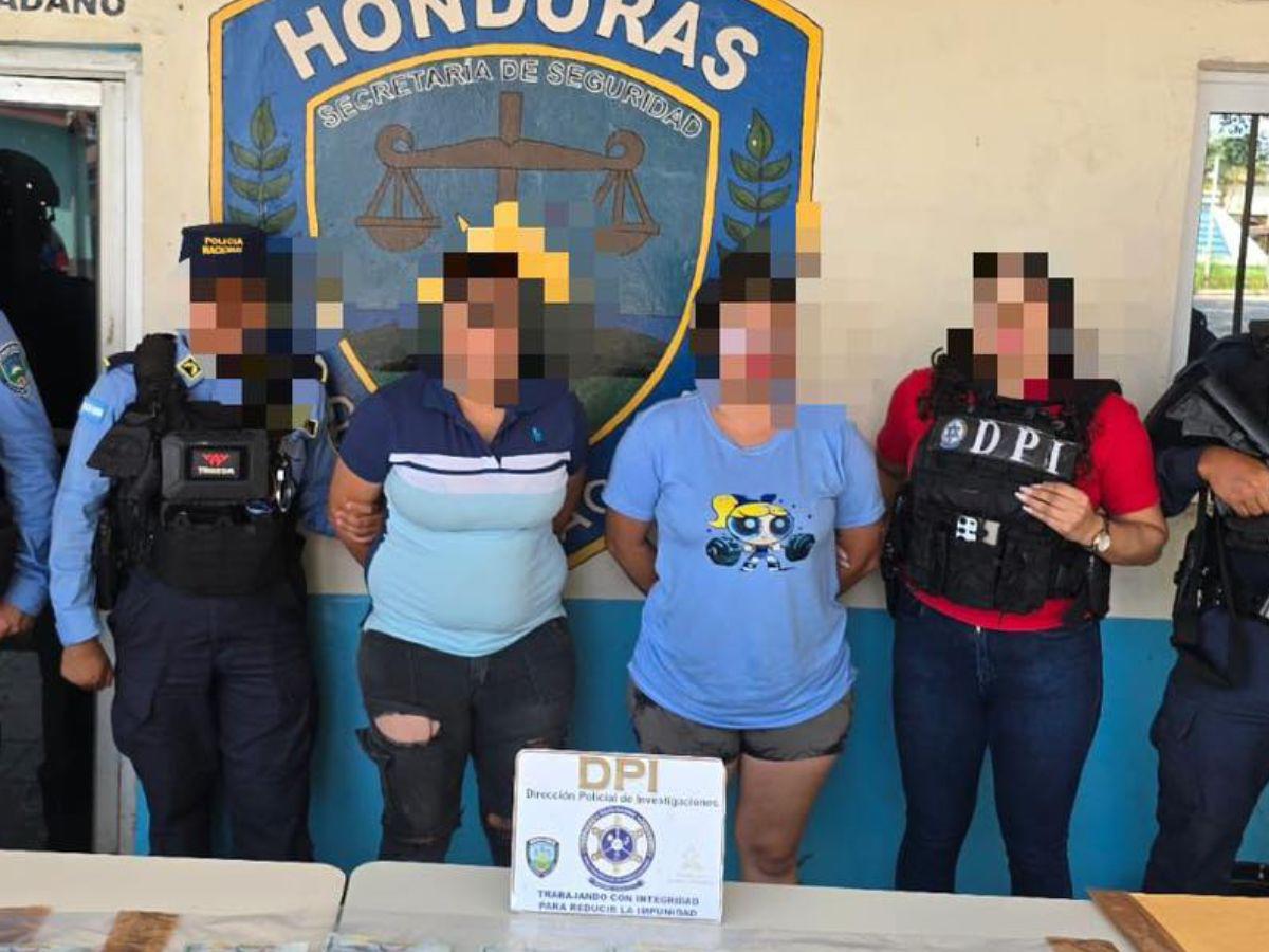 Compraban y vendían ropa con dinero falso: detienen a comerciantes con más de L40,000 en billetes falsos