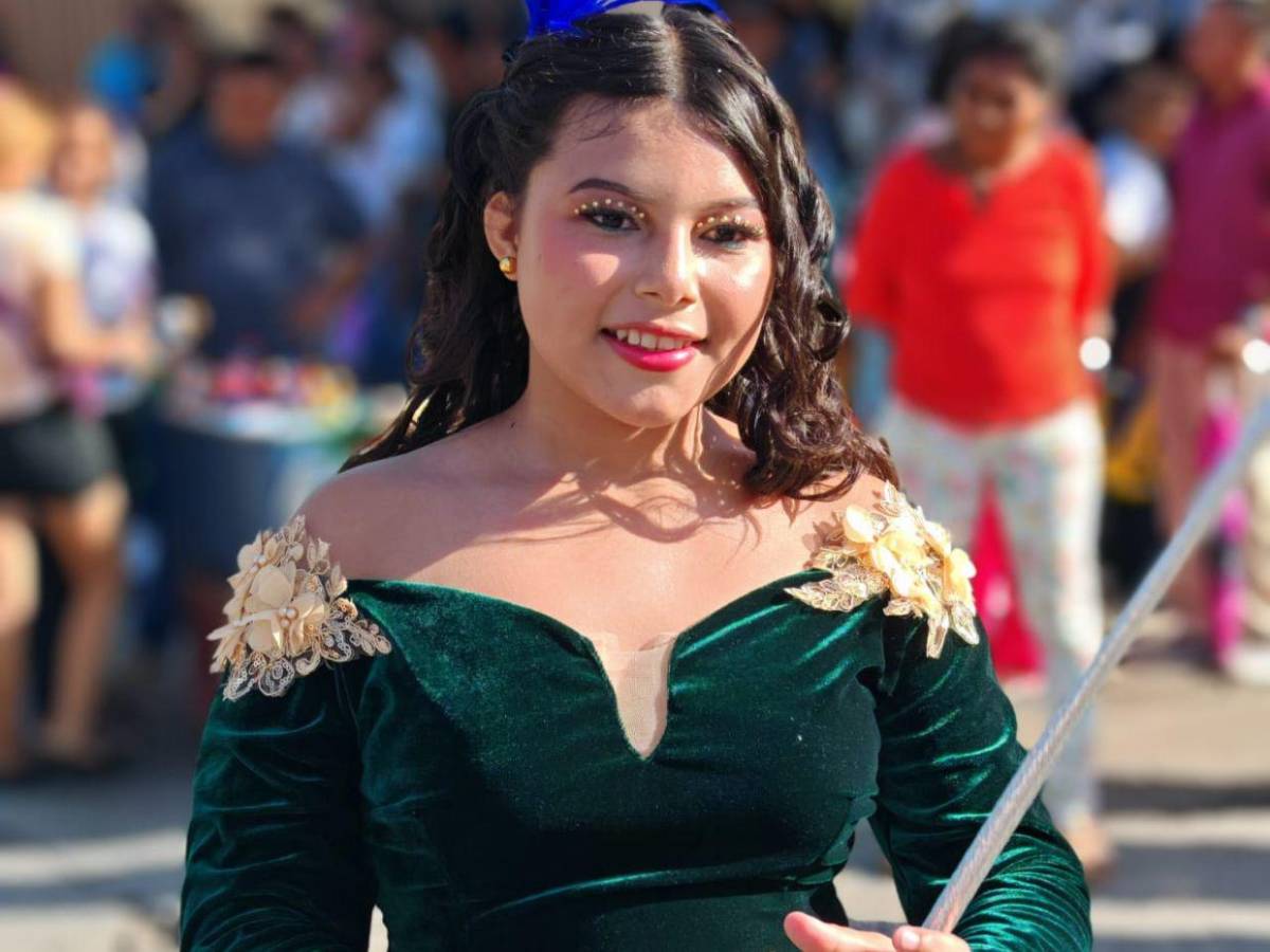 Con carrozas, música, bailes y bellas palillonas, Choluteca celebra su 180 aniversario​​​​​