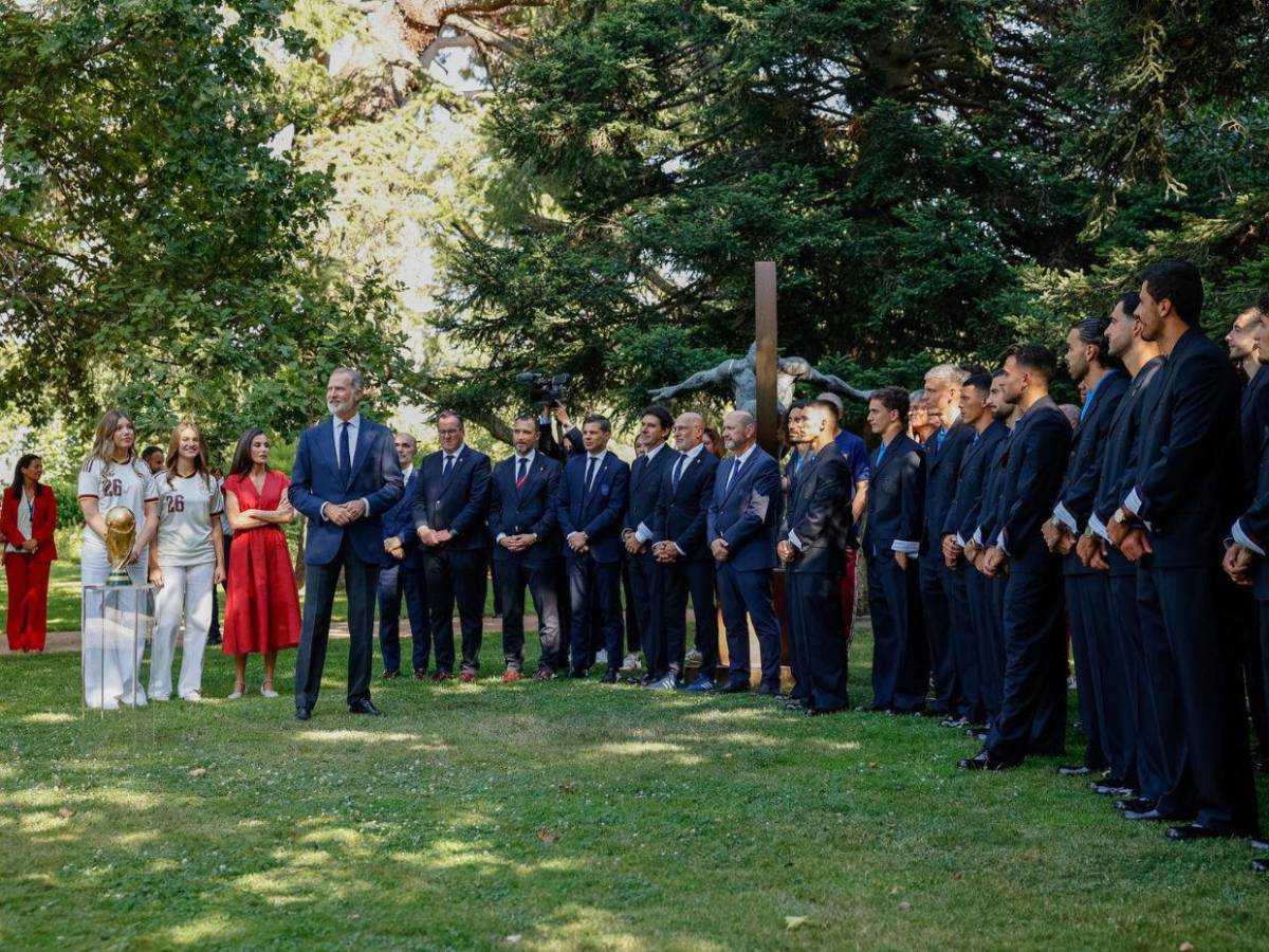El rey Felipe VI destaca la garra y aguante de España en la conquista del Mundial