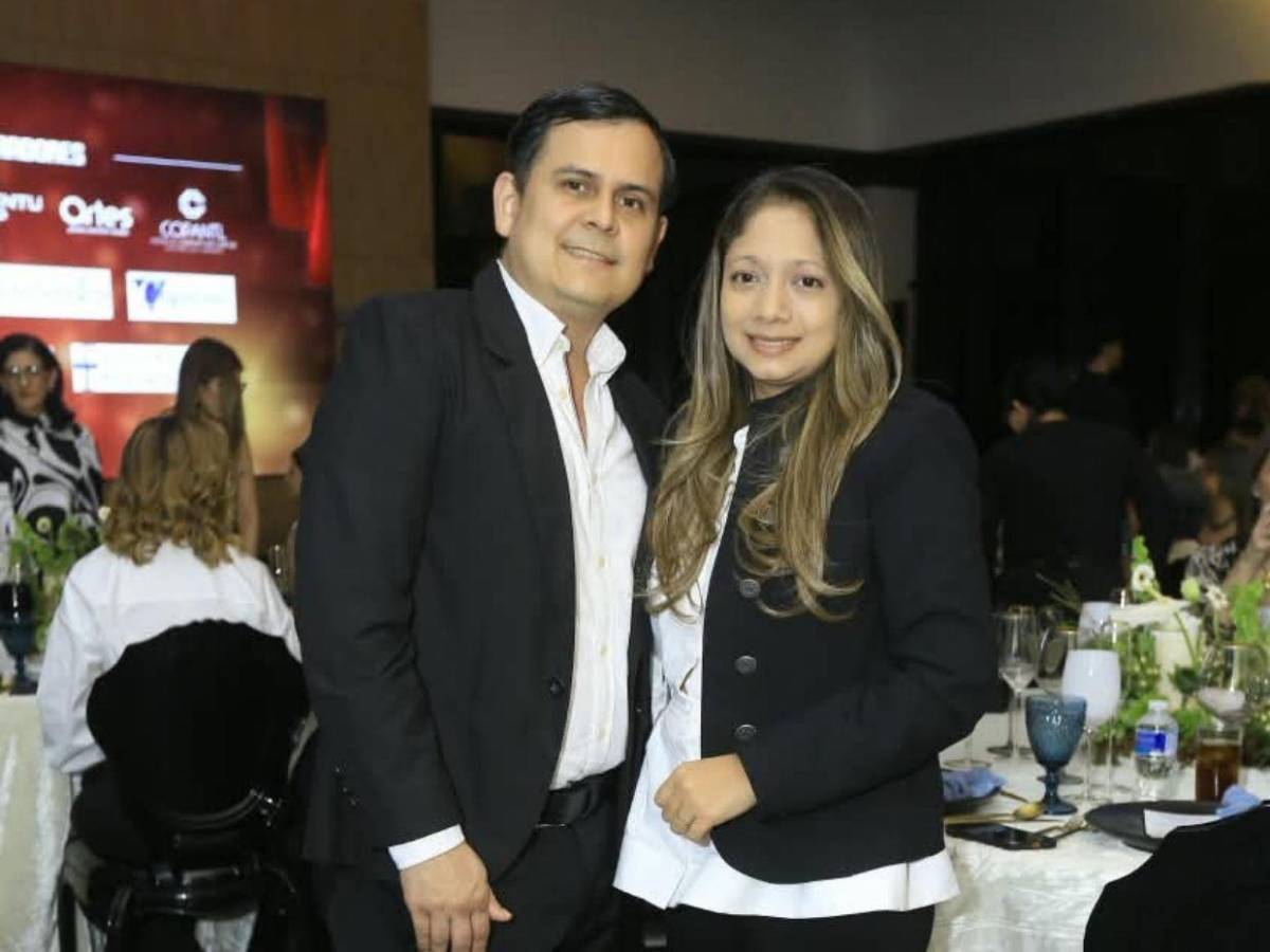 Elegancia y solidaridad se dieron cita en la gala benéfica de CREER