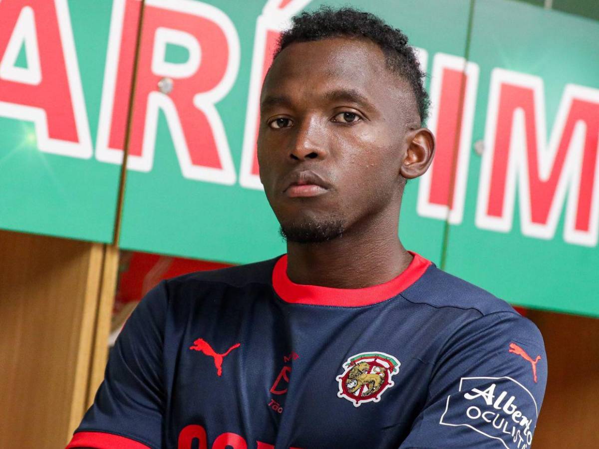 Fichajes: Elis entrena con nuevo club, catracho interesa al PSV y el DT oficial de Honduras