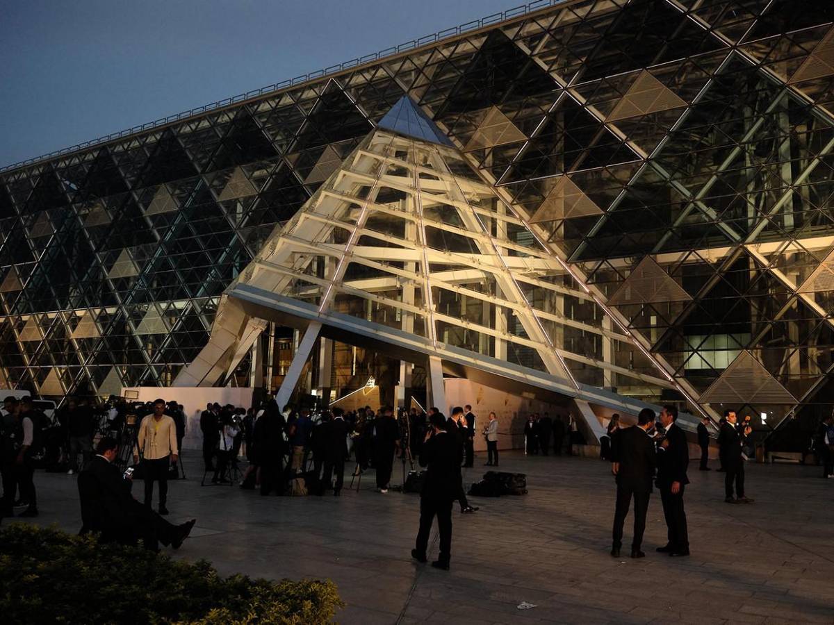 Así es el Gran Museo Egipcio, la 'cuarta pirámide', que hoy abrió sus puertas