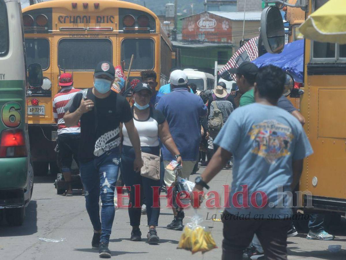 Terminales de buses son un foco de contaminación en la capital