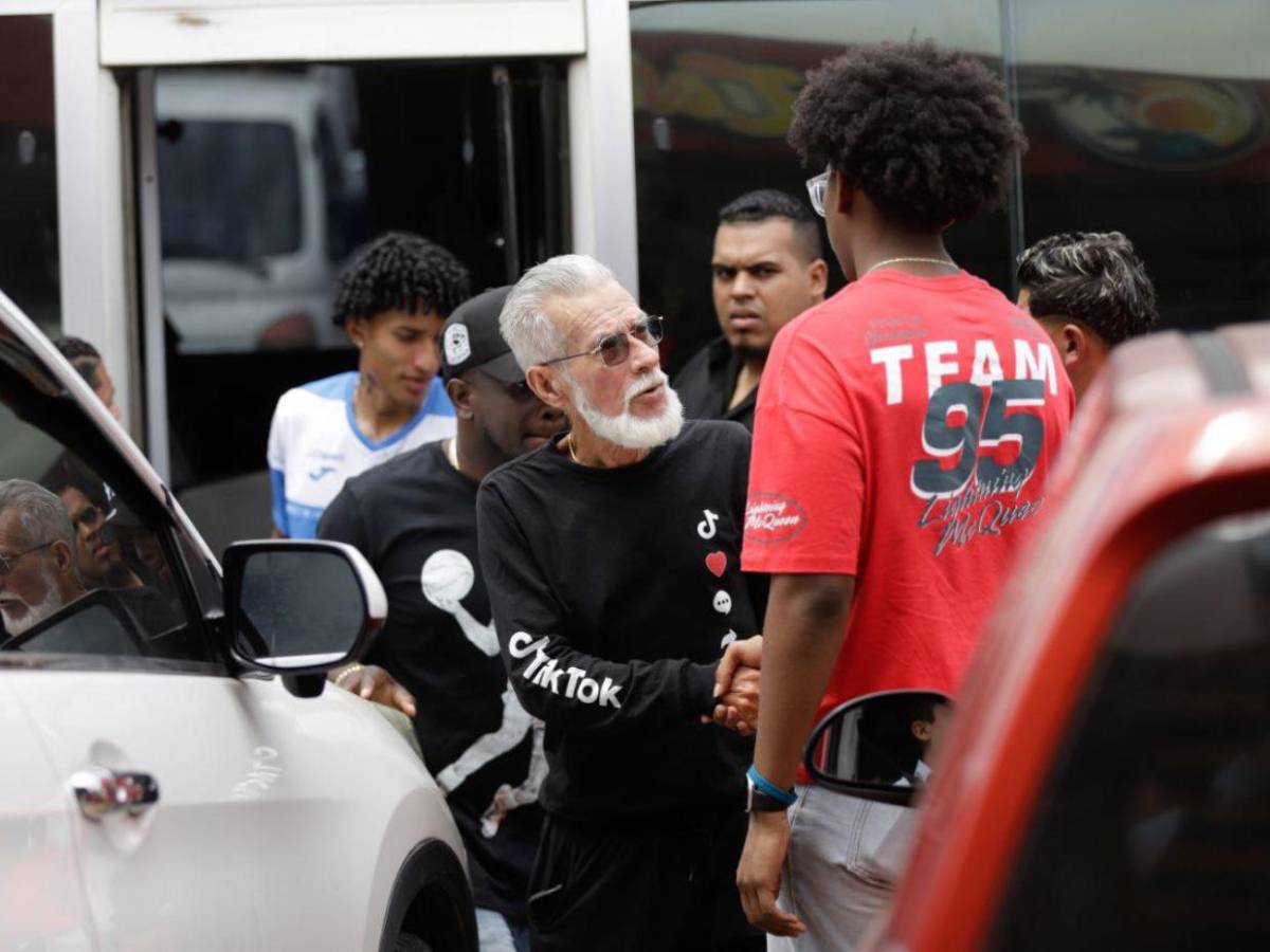 ¿No jugará Supremo? Tiktokers hondureños se reúnen previo al partido contra Brasil