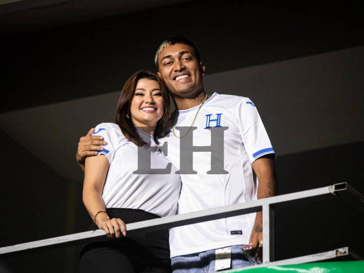 A la distancia Milagro Flores alienta a Supremo y la selección de tiktokers de Honduras