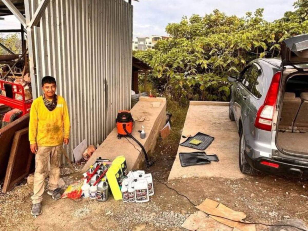 No lo quiero: Joven rechaza L20,000 que le dio Isis Cuéllar para carwash