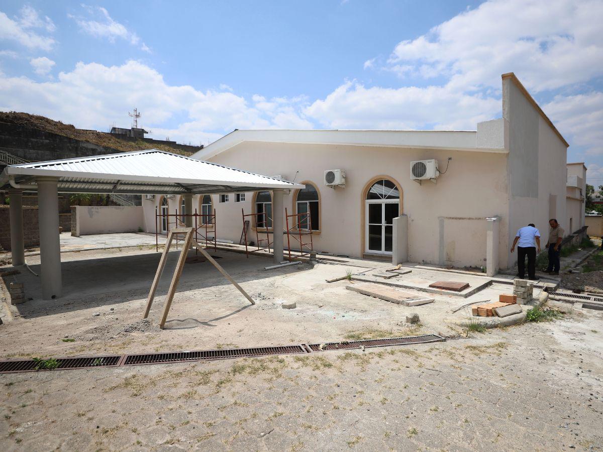 $!Hasta un kiosco le hicieron a las instalaciones para velar a fallecidos.