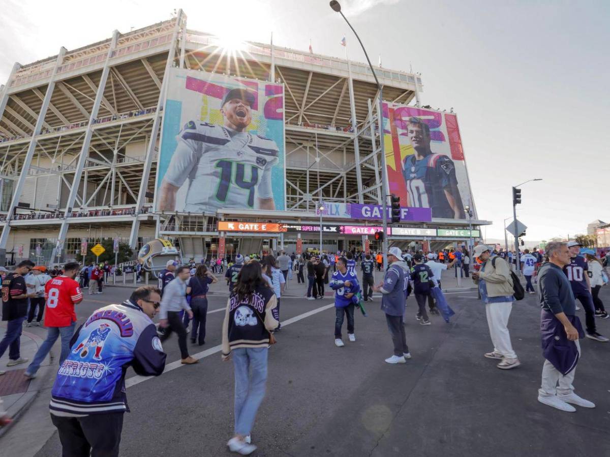 Así se vive el ambiente en el Levi's Stadium para el Super Bowl 2026