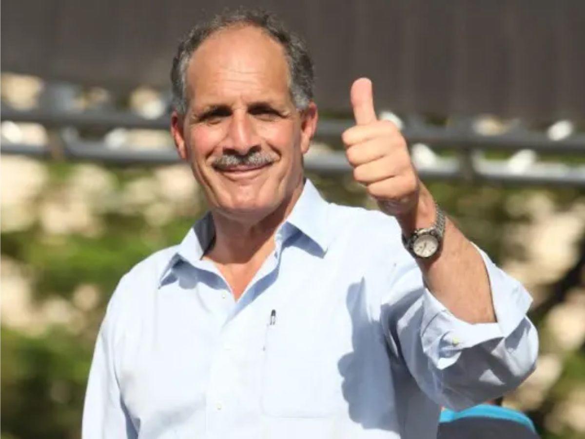 Retrasos, respaldo de EE UU y ceremonia austera: claves para entender la elección de Asfura