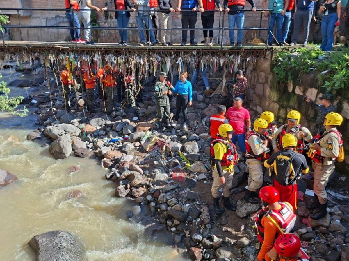 Tragedia en la Cantarero: niño arrastrado por quebrada fue hallado sin vida y entre la basura