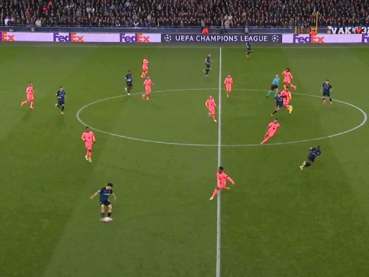 Polémica en el VAR, Lamine Yamal se quita el embrujo y Barcelona sufre en Champions League