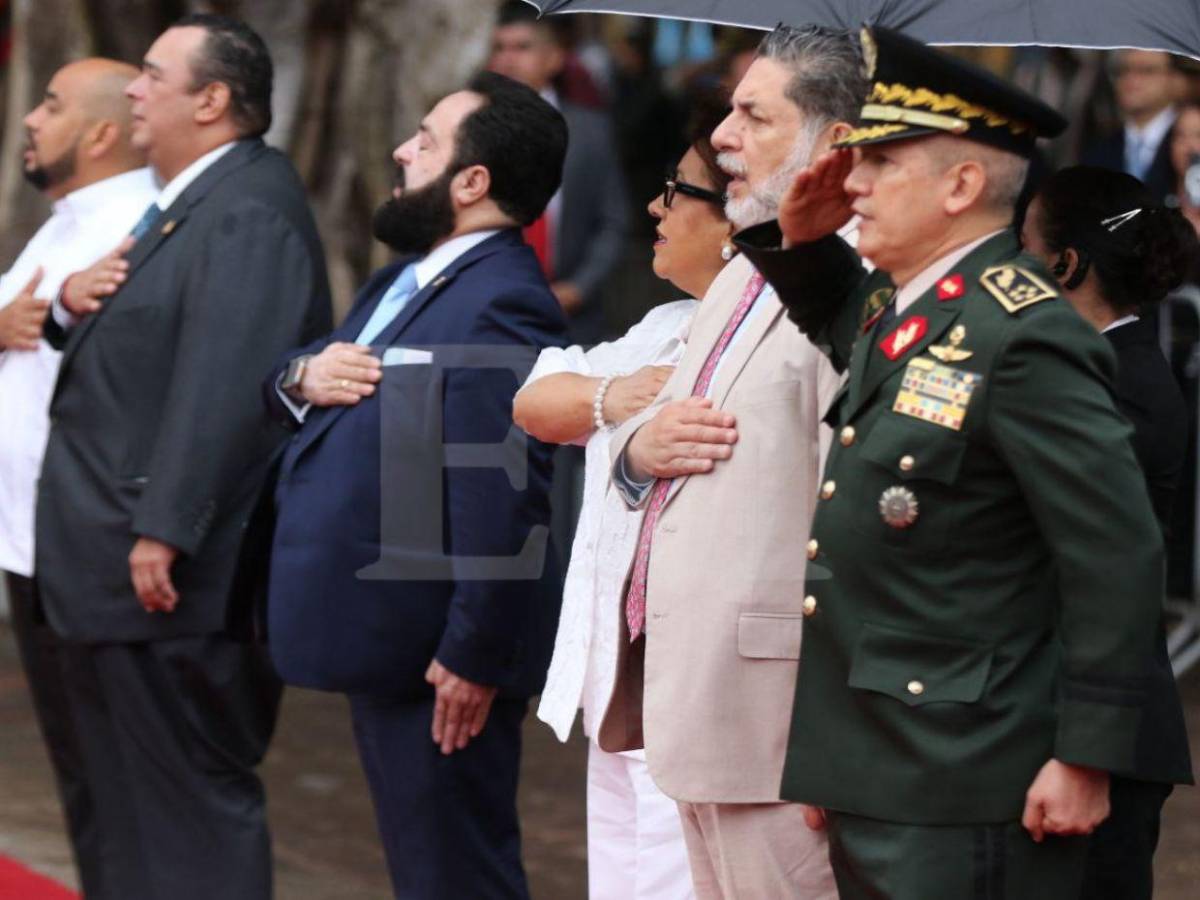 Así fue el acto del grito de independencia en la capital