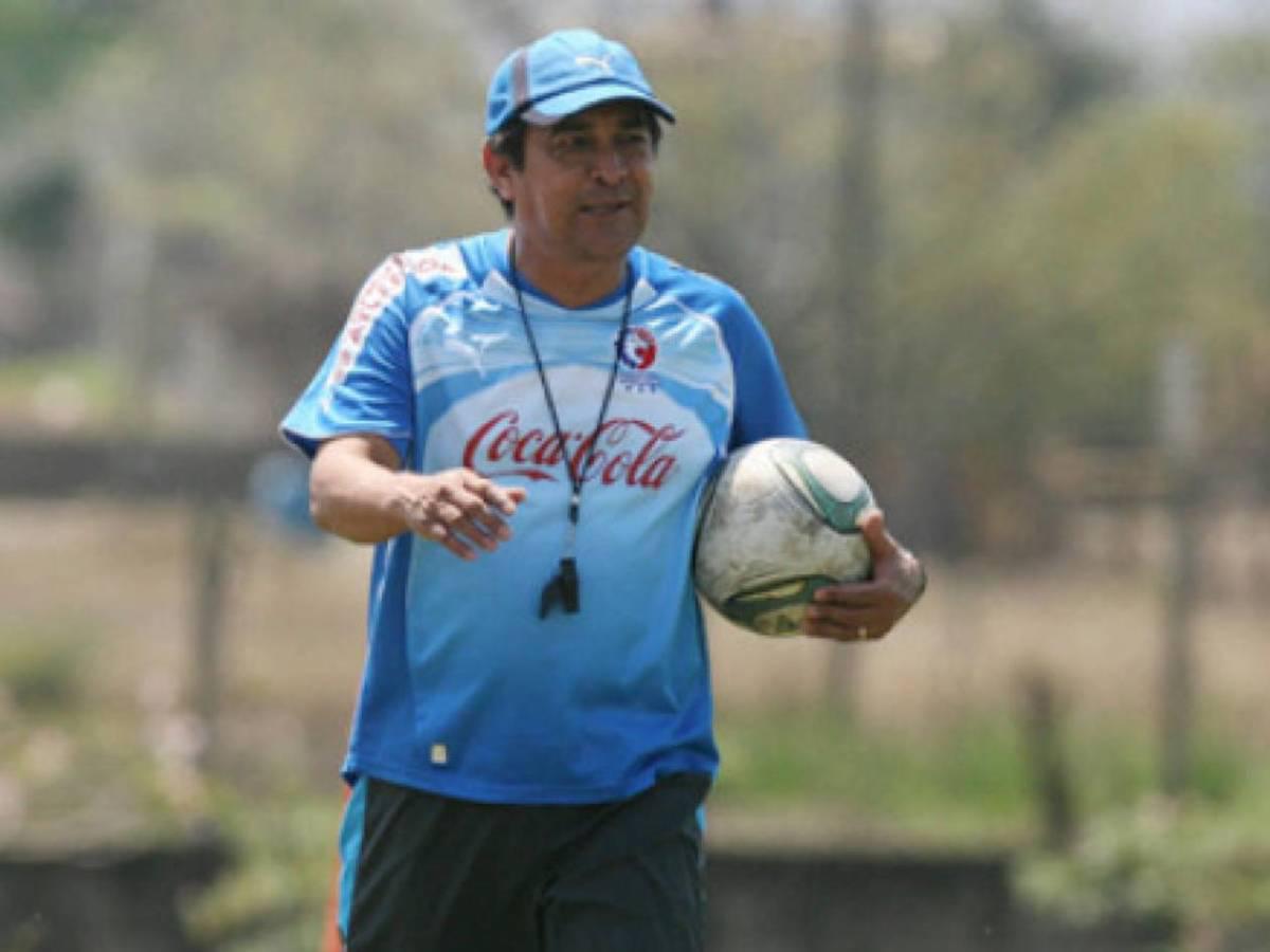 Lista de técnicos que tiene Olimpia para ocupar puesto de DT de Eduardo Espinel