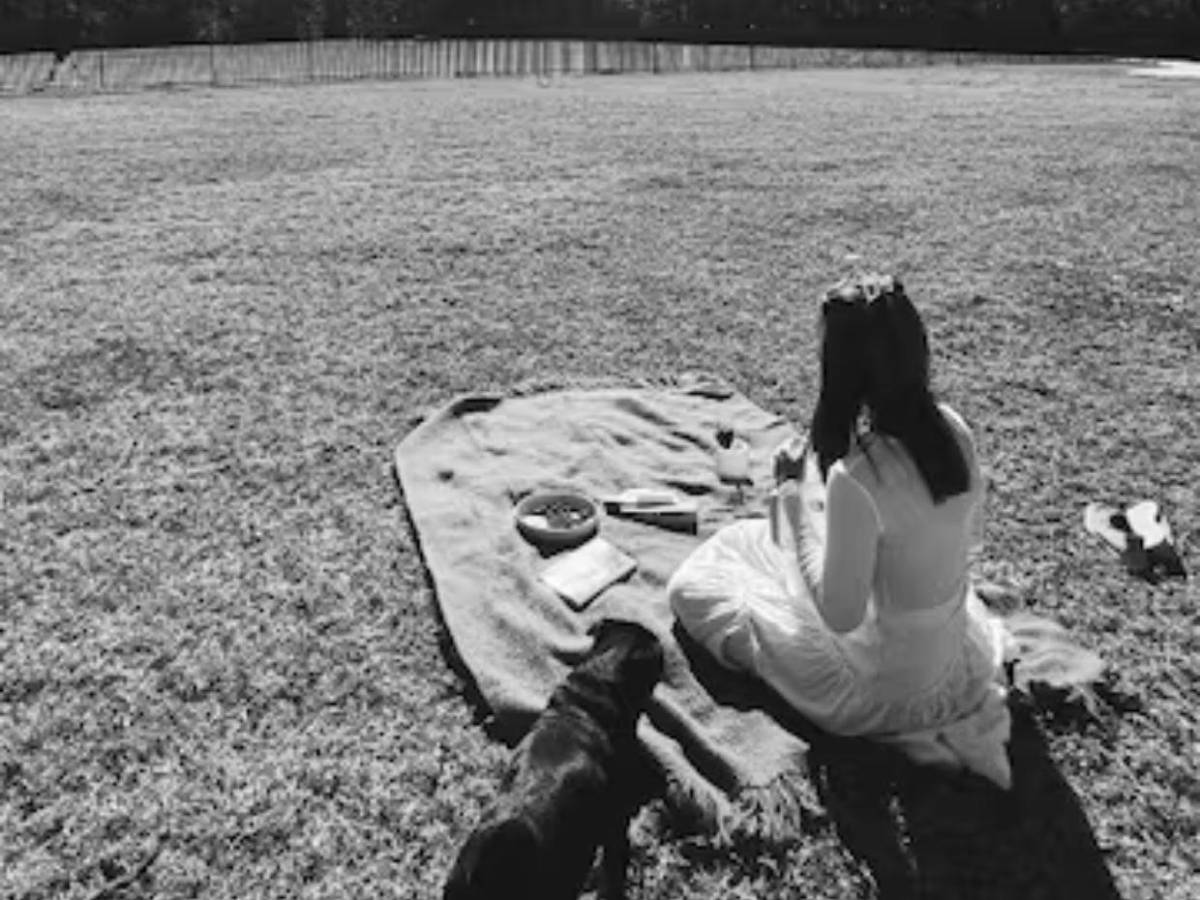 Christian Nodal se distancia de sus padres mientras vive su romance con Ángela Aguilar