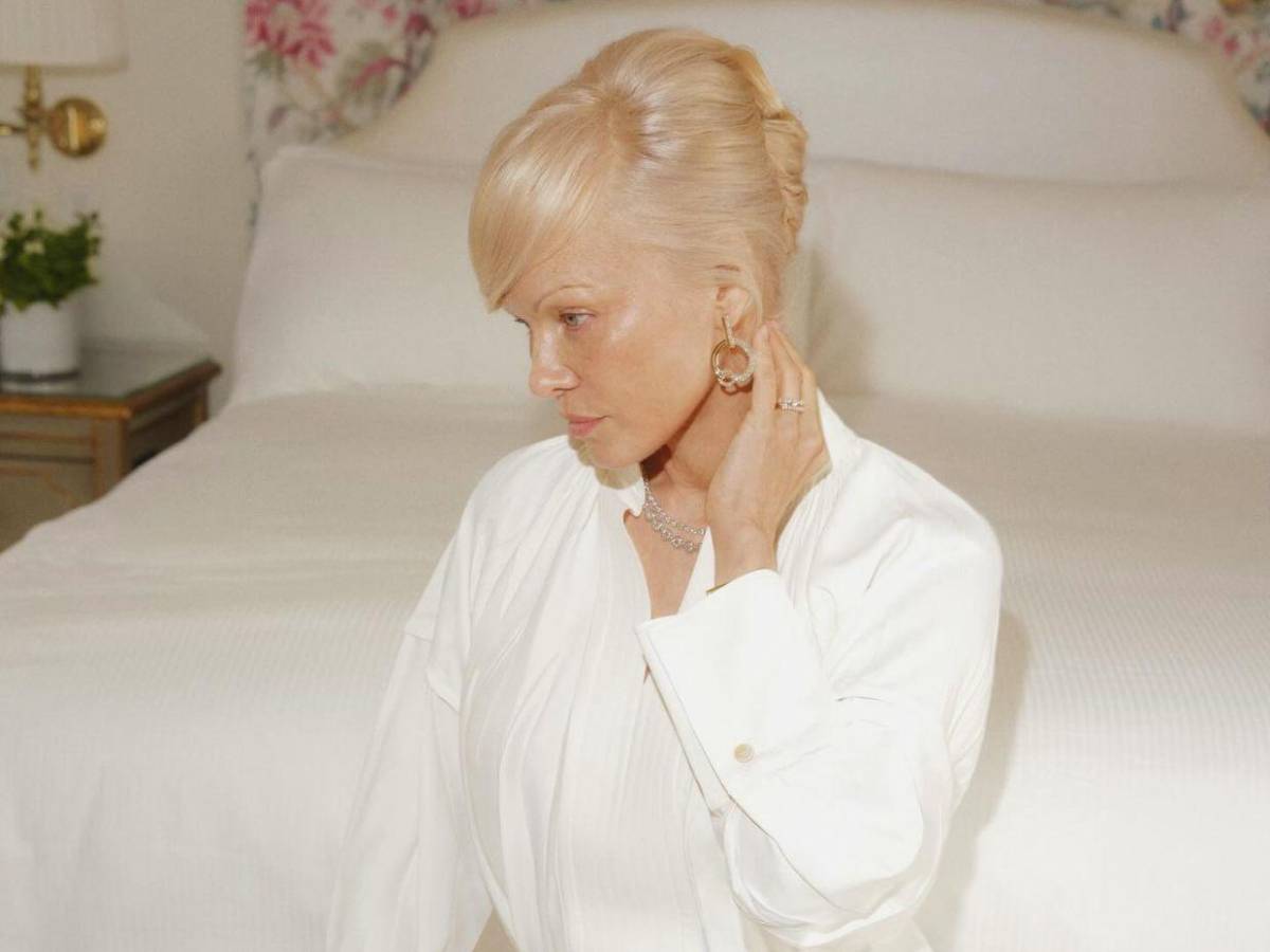 Pamela Anderson revela que le dieron diez años de vida tras contagiarse de hepatitis C