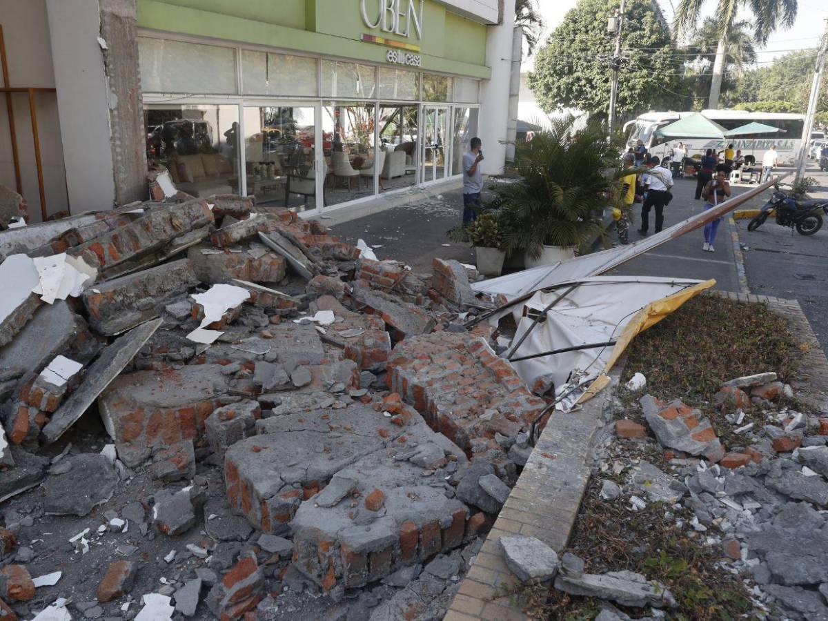 Al menos 20 edificios colapsados en Cali, sede de la reciente investidura presidencial