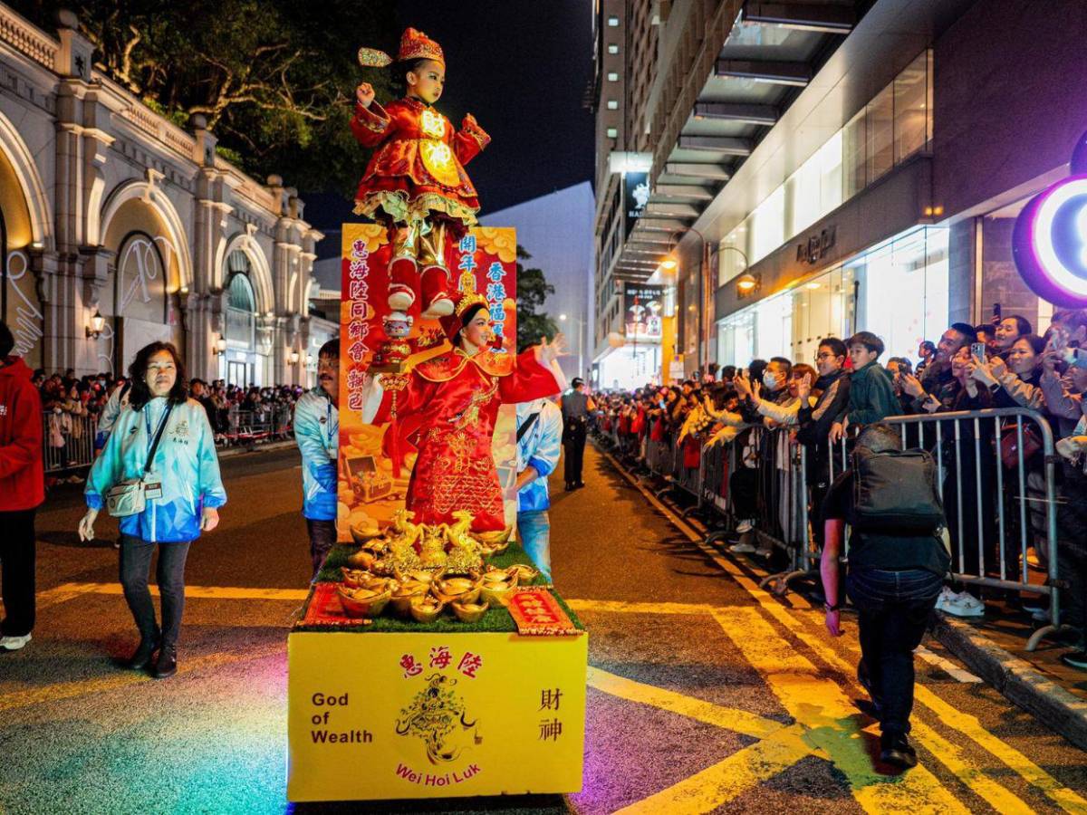 Con desfiles y música, así se celebra el Año Nuevo chino