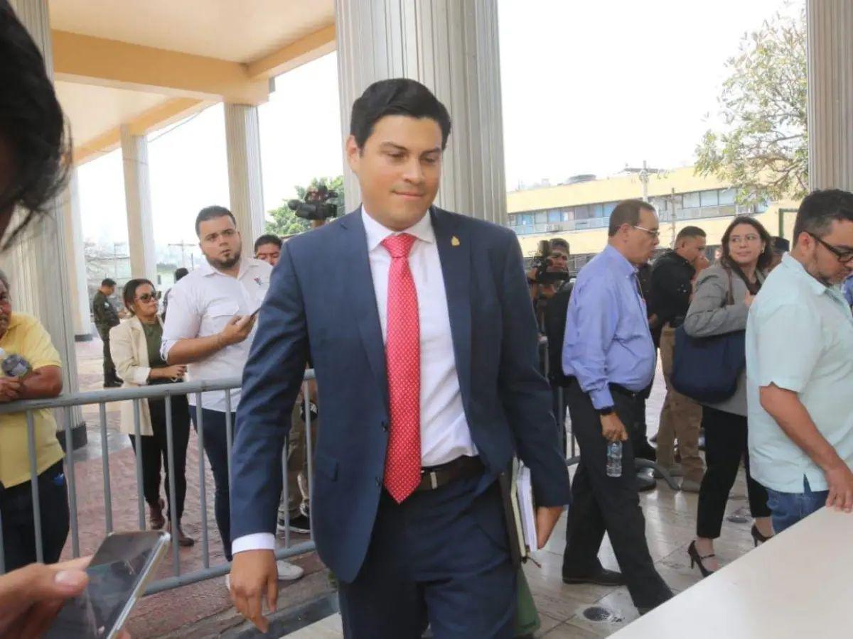 Salió de Honduras antes de ser destituido del CNE: ¿a dónde se fue Marlon Ochoa?