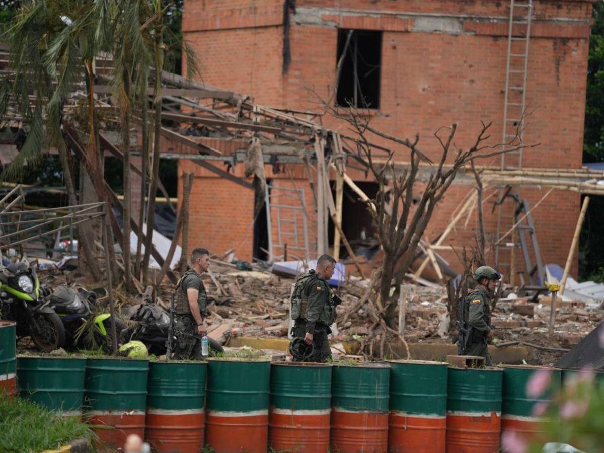 Tres coches bomba y un cilindro de gas: lo que se sabe de las explosiones en Colombia