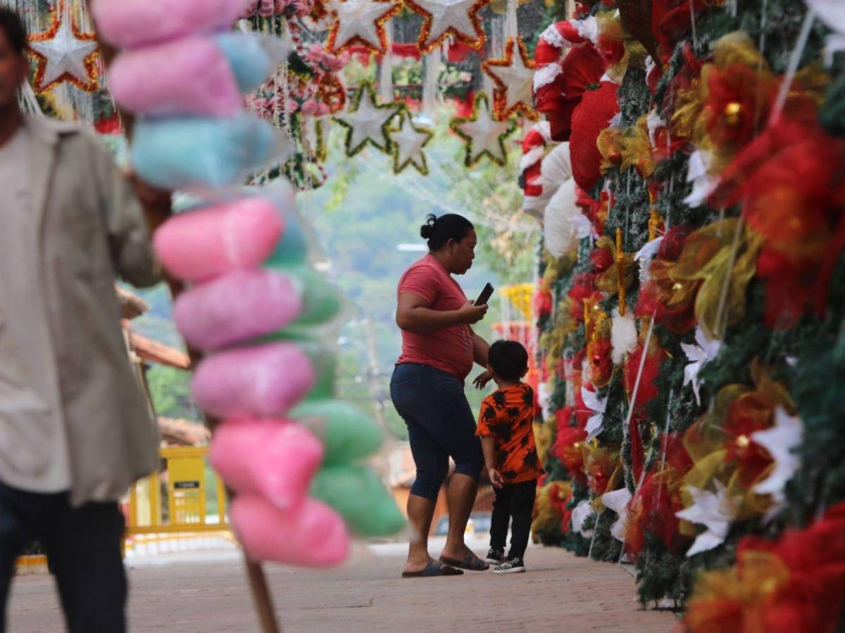Comayagua se viste de luces, colores y ambiente navideño este 2024 Comayagua se viste de luces, colores y ambiente navideño este 2024