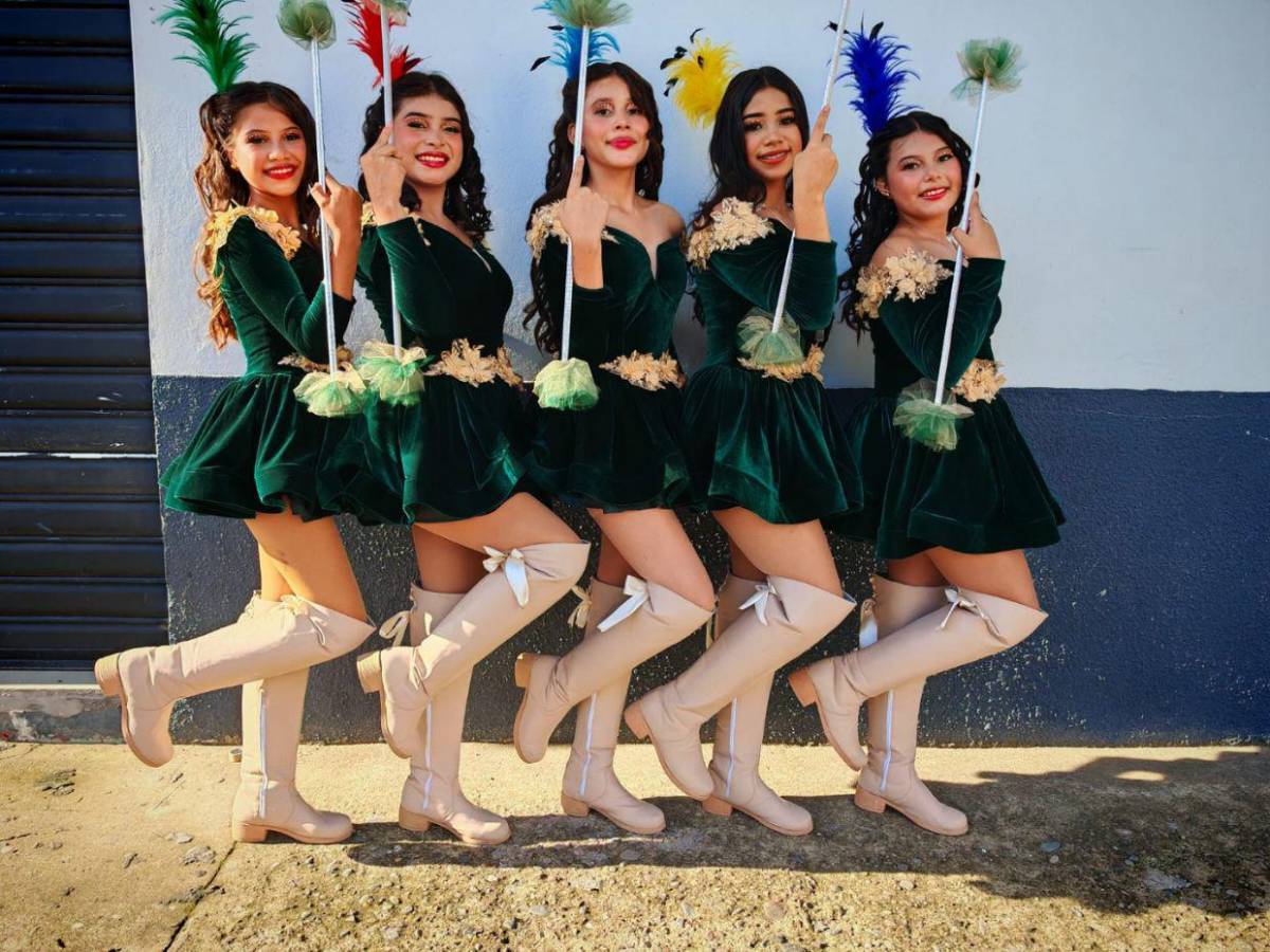 Con carrozas, música, bailes y bellas palillonas, Choluteca celebra su 180 aniversario​​​​​