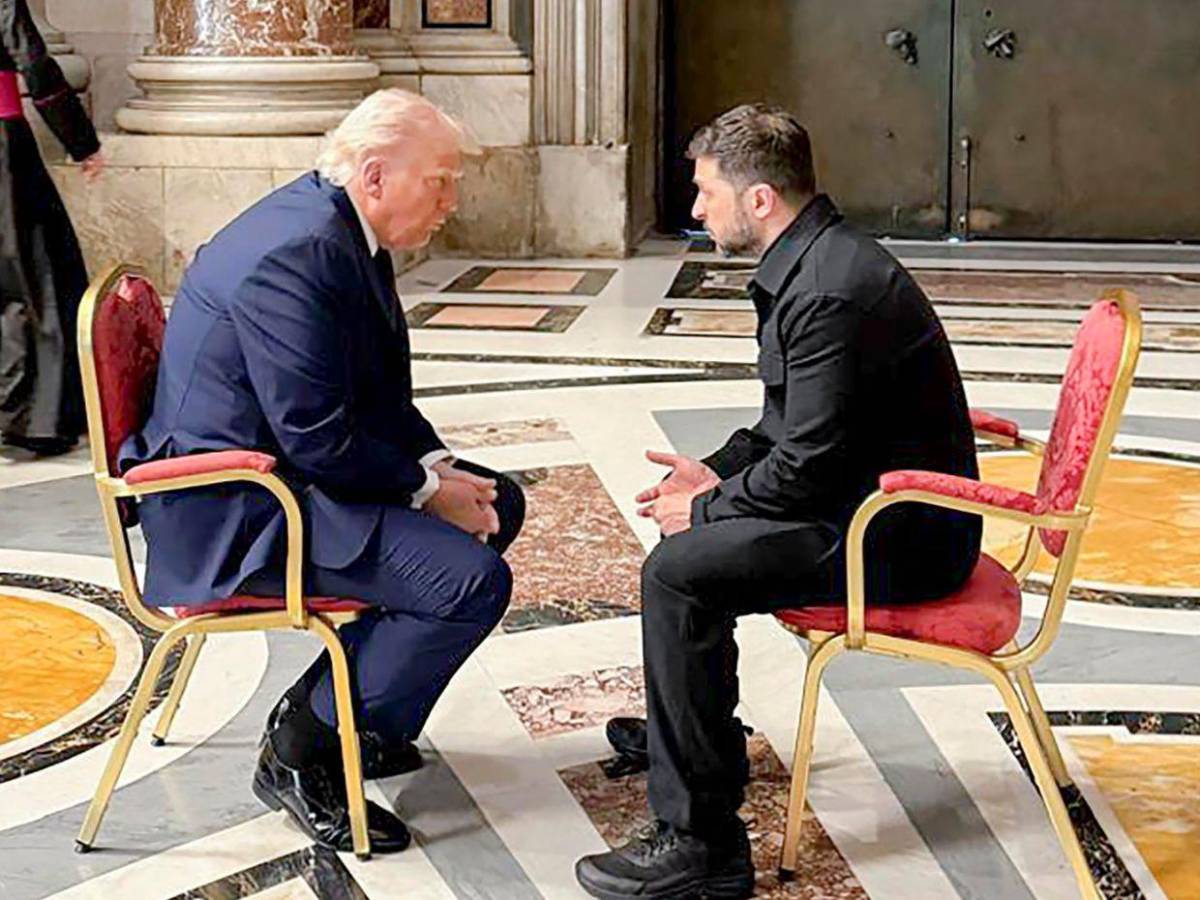 Inesperada, así fue la reunión de Donald Trump y Volodímir Zelenski