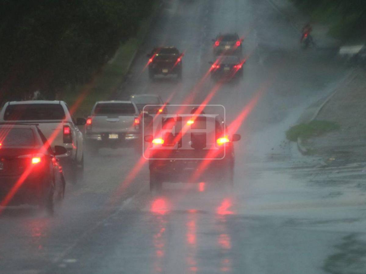 Dos ondas tropicales ingresarán a Honduras esta semana: dejarán fuertes lluvias y ráfagas de viento