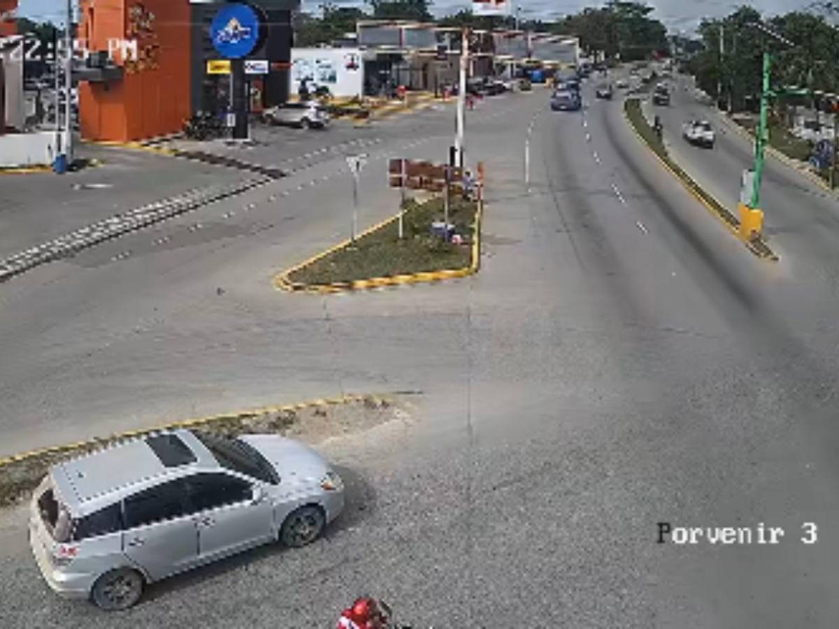 Cuadro a cuadro: momento en que hombre cruzó semáforo en rojo y murió un bebé en Cortés