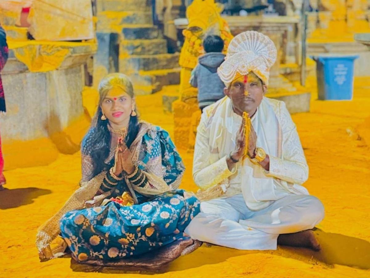 Suraj Chavan, el Justin Bieber de la India, se casa con su amiga de la infancia