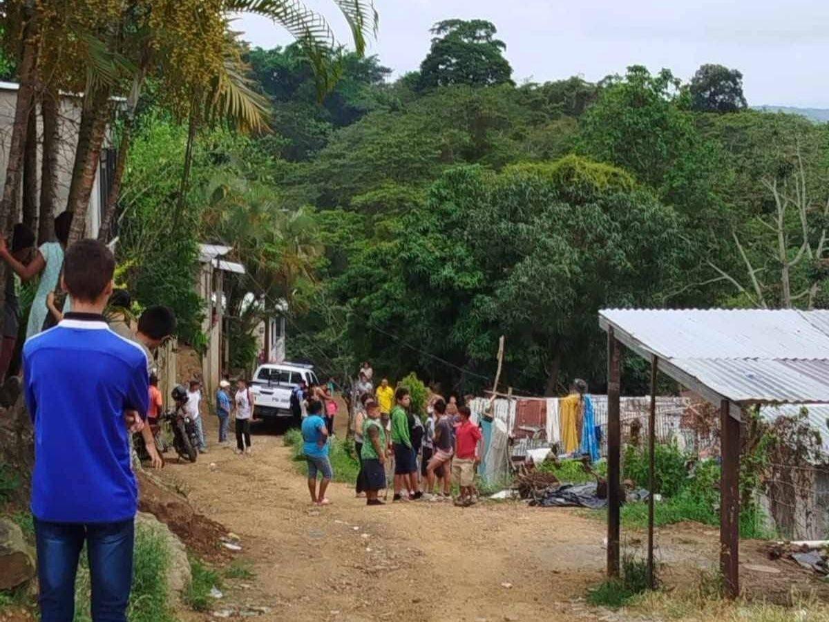 Con un “garrote” ensangrentado en la mano y tomando café: así hallaron a Joel Zelaya tras matar a su familia