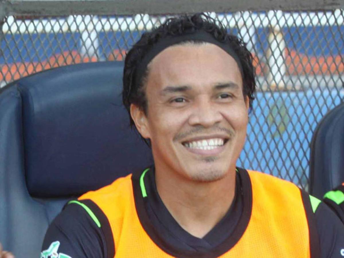 Les pegaría una pescozada: Rambo de León critica a jugadores de la selección de Honduras