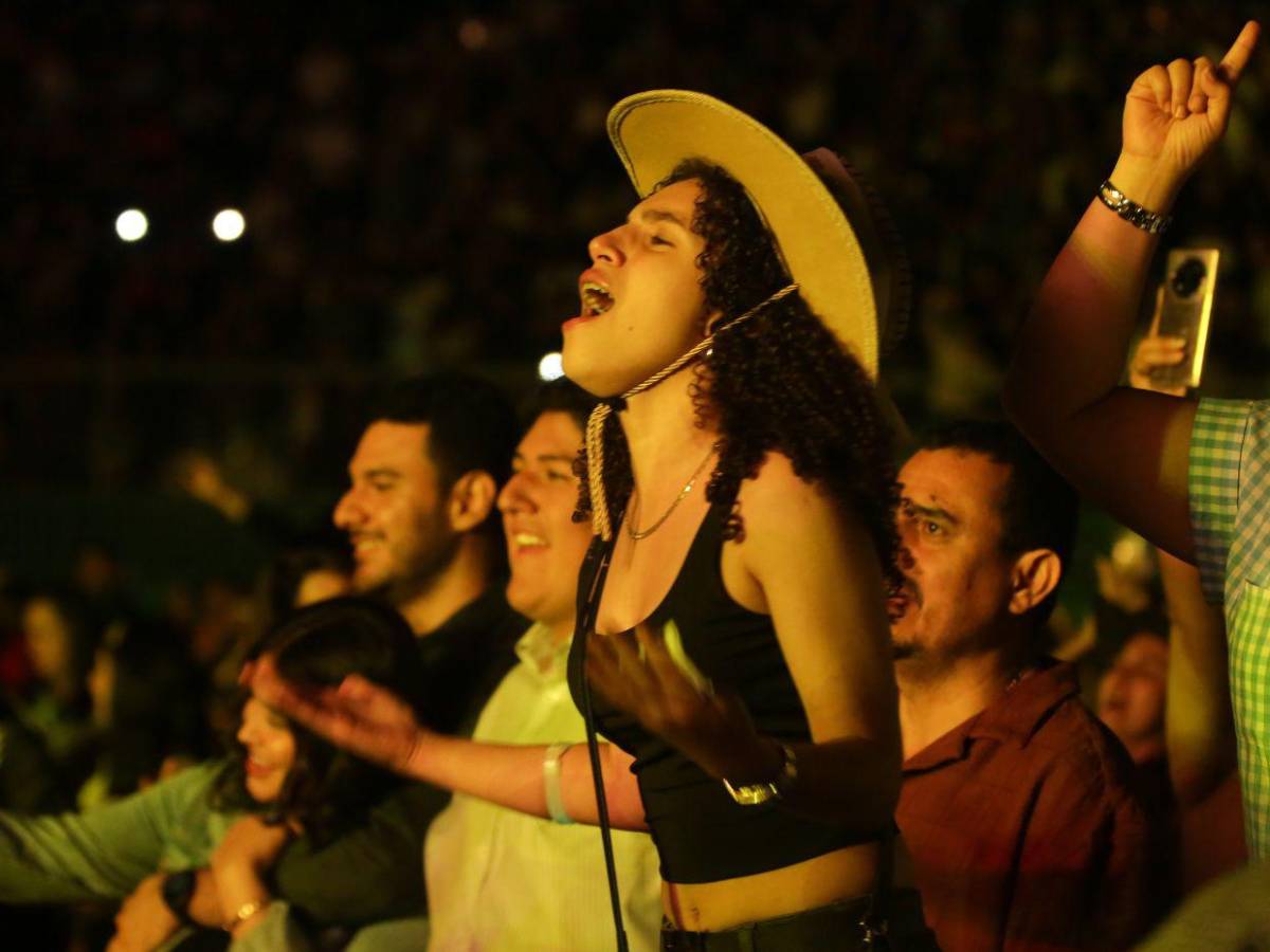 El concierto de Christian Nodal en Tegucigalpa, en imágenes