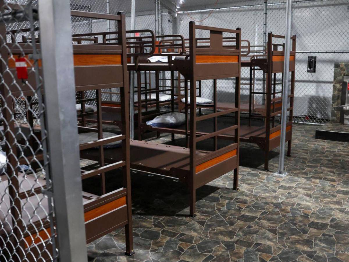 Exempleada de Alligator Alcatraz habla de las terribles condiciones del centro: Es una perrera