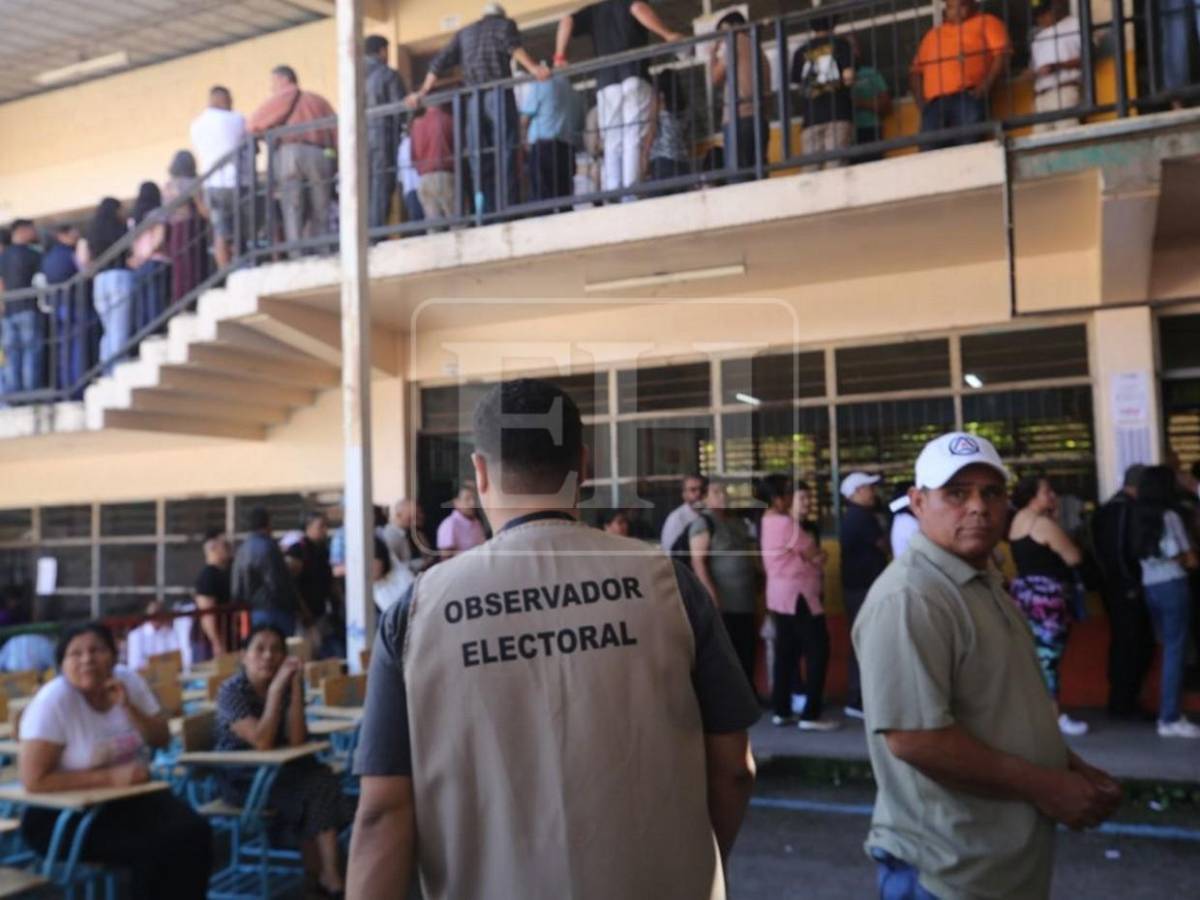 Con la mira en las urnas: observadores documentan incidencias de jornada electoral