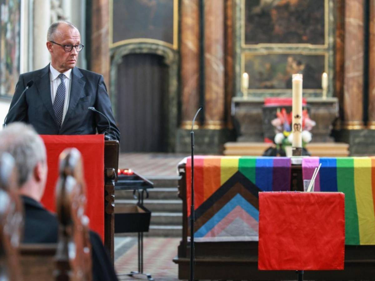 Un muerto y 29 heridos en atropello en el Día del Orgullo en Berlín; abaten al presunto autor