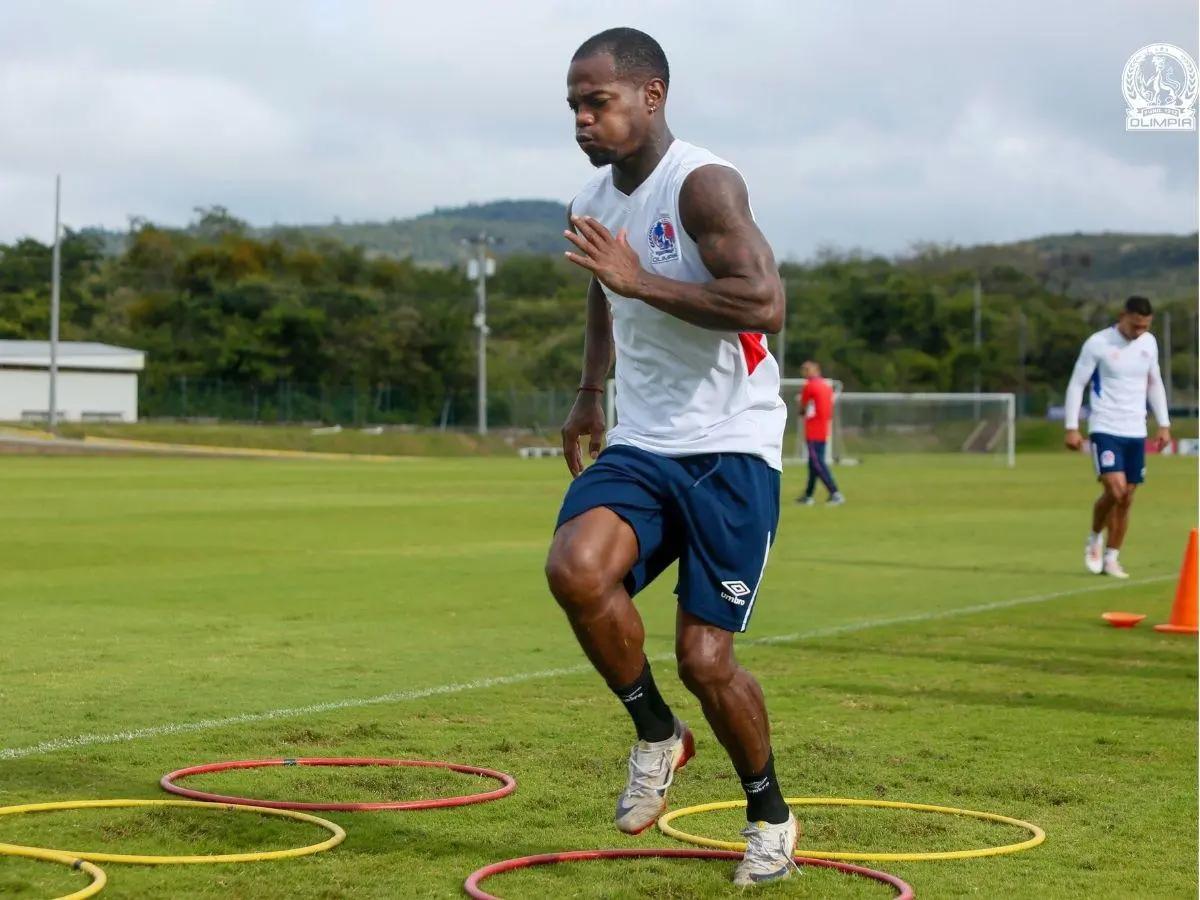 ¡Bajas y varios cambios! El modificado 11 del Olimpia para enfrentar a Real España