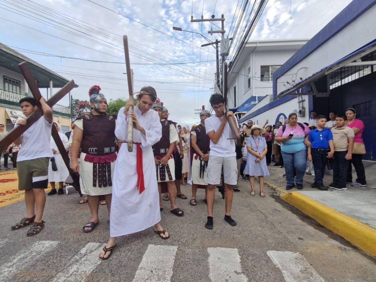 La Ceiba se llena de agradecimiento al recordar el regalo de salvación de Jesús