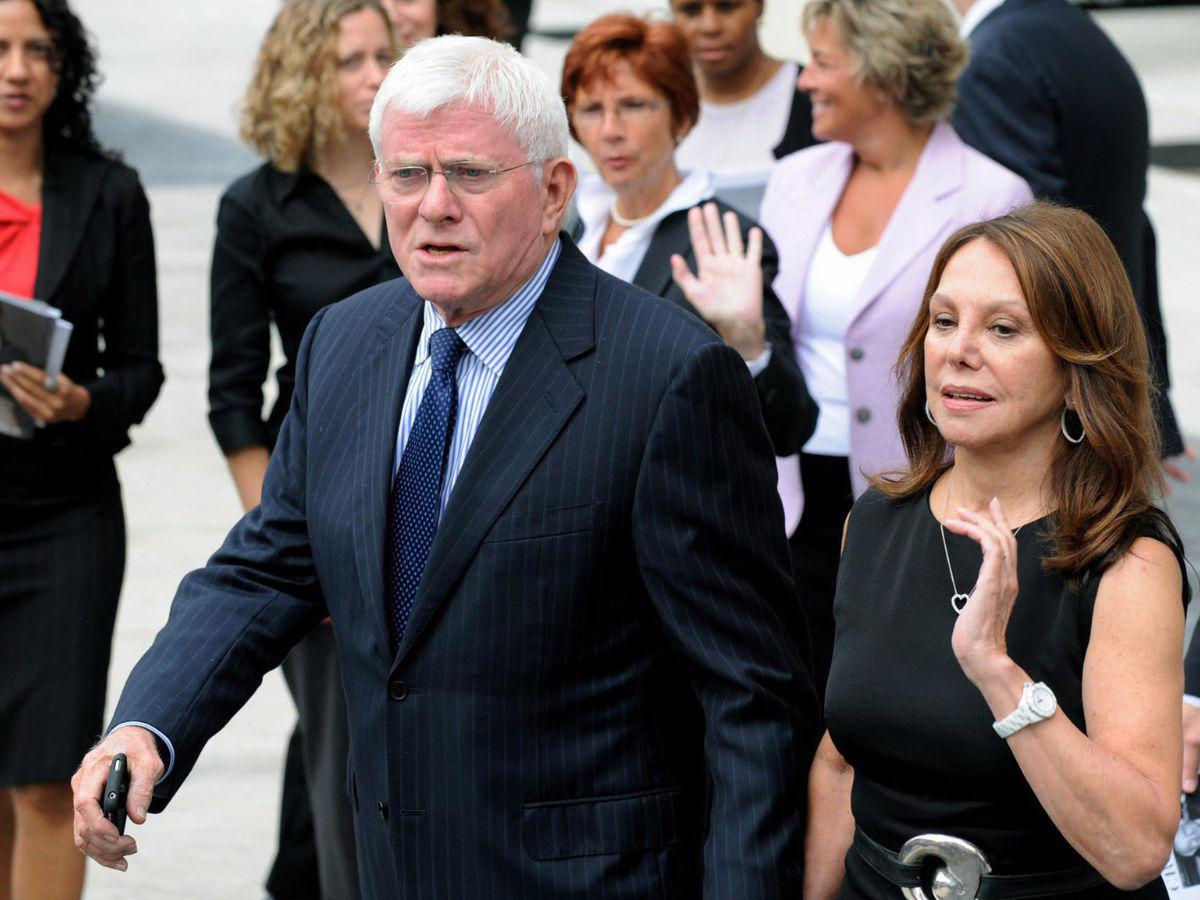 Muere periodista Phil Donahue, pionero de programas de entrevistas en EUA