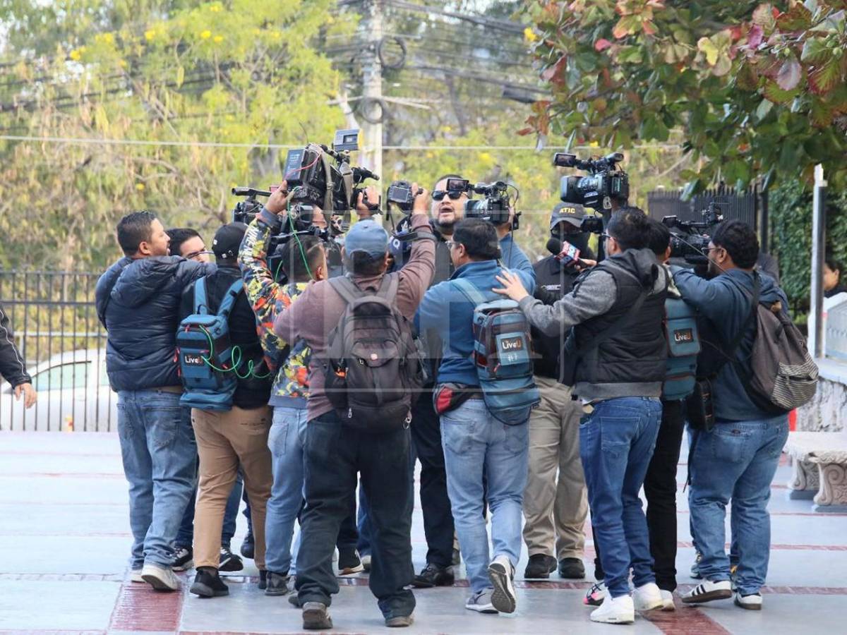 De prisa y otros relajados: acusados por Chequesol comparecen a audiencia inicial