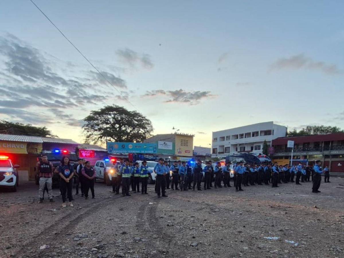 Operativo “Mercados Seguros” se lleva a cabo en 95 plazas comerciales a nivel nacional
