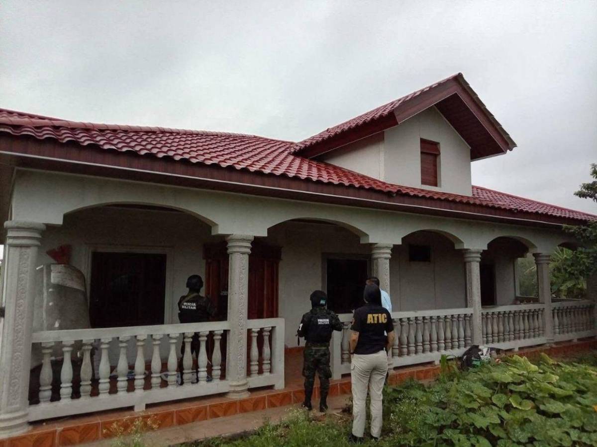 Mansiones y un carwash: los lugares allanados en la zona norte del país