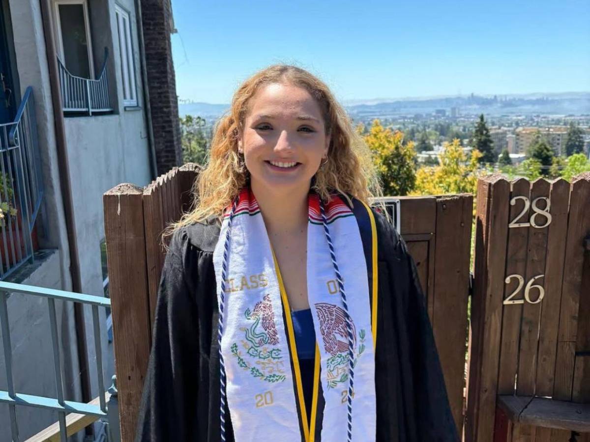 Dafne, la hija de David Faitelson que se graduó de dos carreras y aspira a estudiar medicina Dafne, la hija de David Faitelson que se graduó de dos carreras y aspira a estudiar medicina